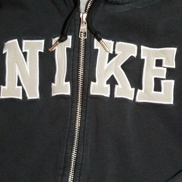 Nike zip up hoodie size xs - Picture 2 of 6
